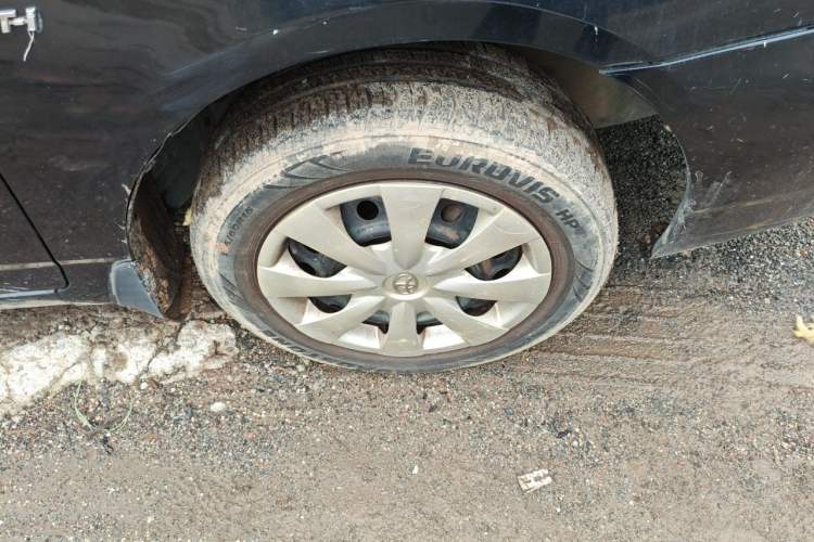 Used Toyota Corolla EX 2009 1.6L Manual Special Offer Edition Right Front Wheel Hub