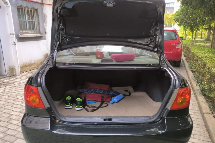 Used Toyota Corolla EX 2009 1.6L Automatic G Special Edition Trunk