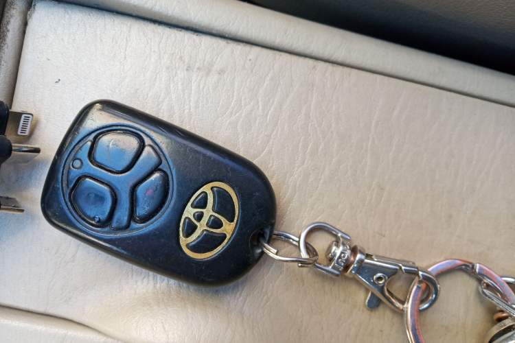 Used Toyota Corolla EX 2009 1.6L Manual Luxury Edition Vehicle Key