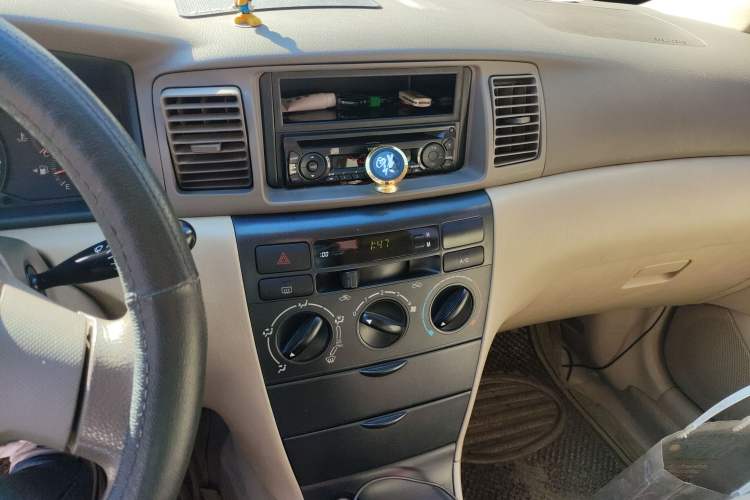 Used Toyota Corolla EX 2009 1.6L Manual Special Offer Edition Audio And AC Panel