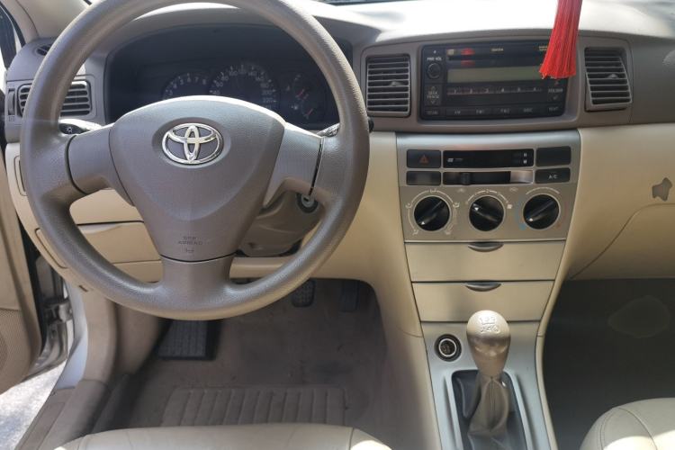 Used Toyota Corolla EX 2009 1.6L Manual Luxury Edition Center Console