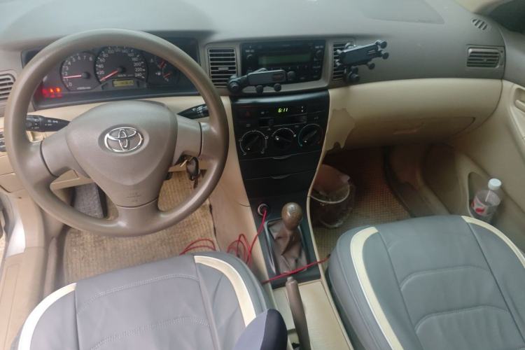 Used Toyota Corolla EX 2009 1.6L Manual G Special Edition Center Console