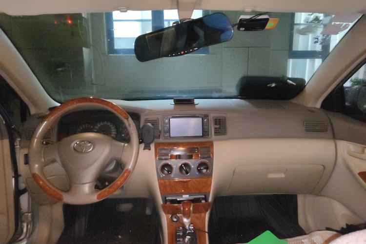 Used Toyota Corolla EX 2009 1.6L Automatic G Special Edition Center Console