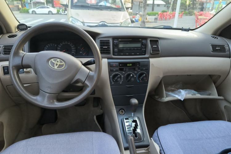 Used Toyota Corolla EX 2009 1.6L Automatic G Special Edition Center Console