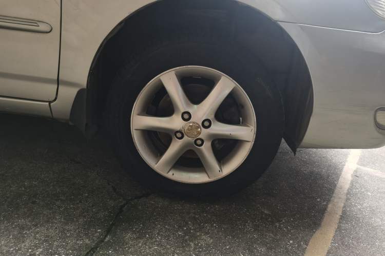Used Toyota Corolla EX 2009 1.6L Automatic G Special Edition Right Front Wheel Hub