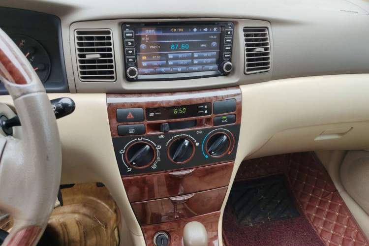 Used Toyota Corolla EX 2009 1.6L Automatic G Special Edition Audio And AC Panel