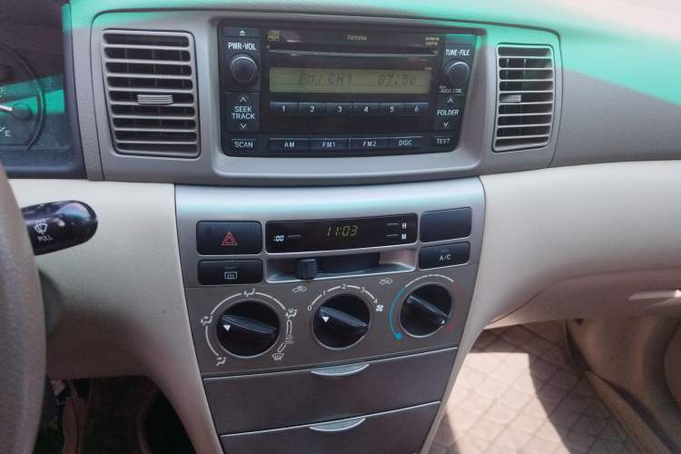 Used Toyota Corolla EX 2009 1.6L Automatic Deluxe Edition Audio And AC Panel