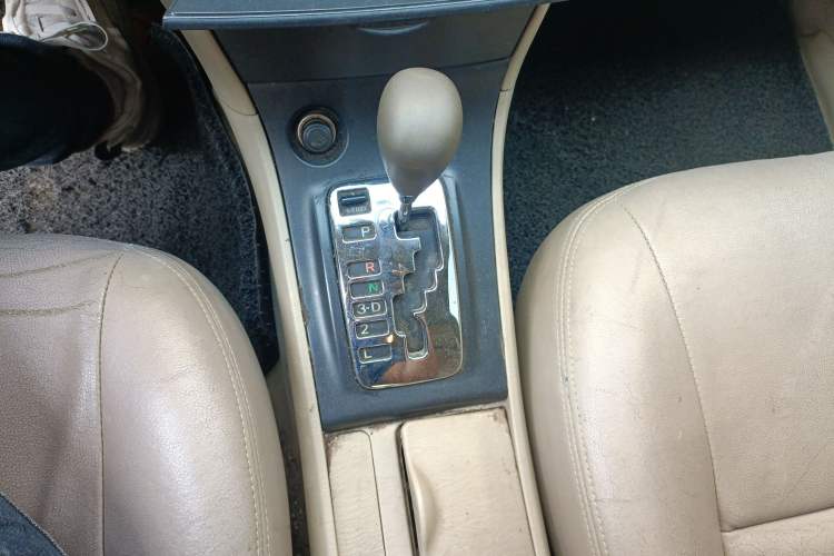 Used Toyota Corolla EX 2009 1.6L Automatic G Special Edition Gear Lever