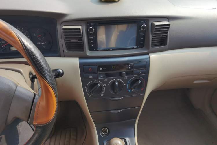 Used Toyota Corolla EX 2010 1.6L Manual Special Offer Edition Audio And AC Panel