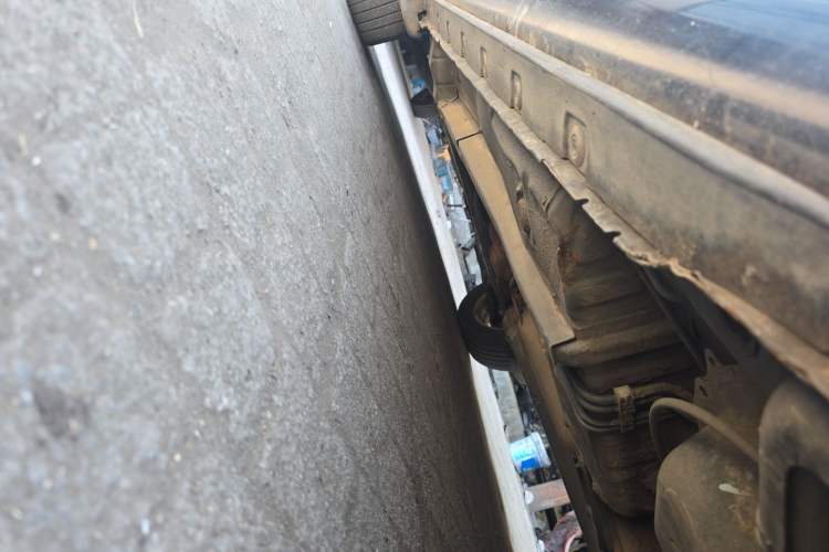 Used Toyota Corolla EX 2010 1.6L Manual Classic Edition Chassis Rear Left