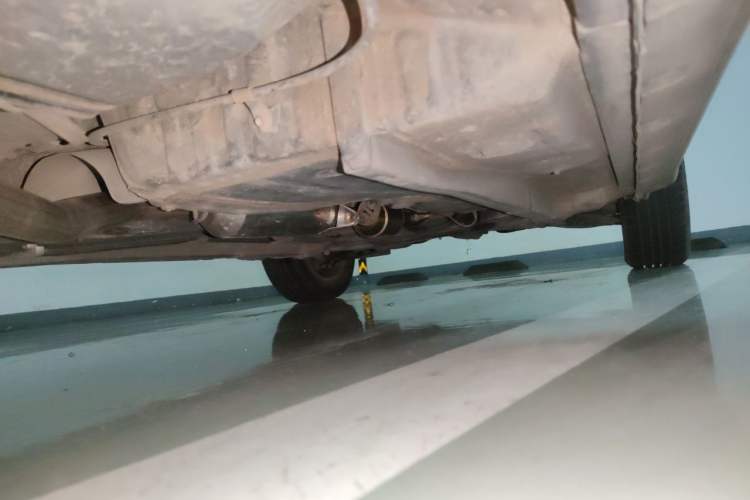 Used Toyota Corolla EX 2010 1.6L Manual Classic Edition Chassis Rear Right