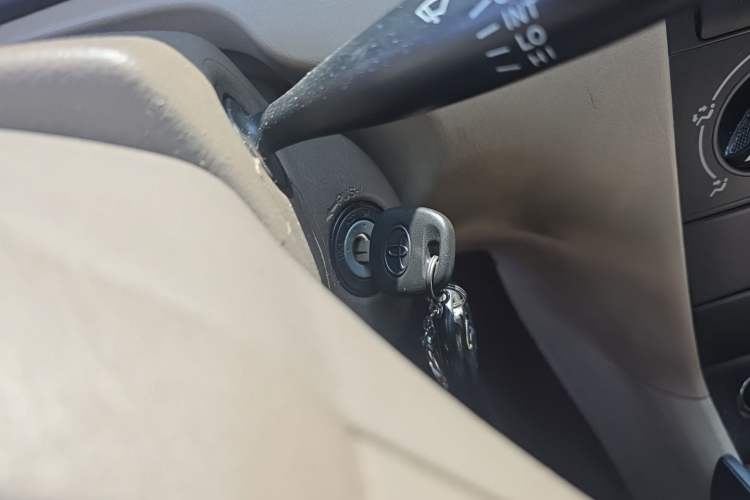 Used Toyota Corolla EX 2010 1.6L Manual Classic Edition Vehicle Key