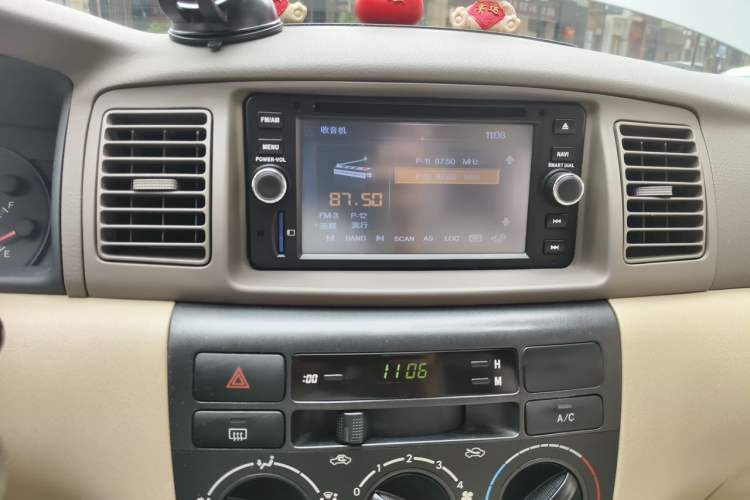 Used Toyota Corolla EX 2010 1.6L Automatic Classic Edition Audio And AC Panel