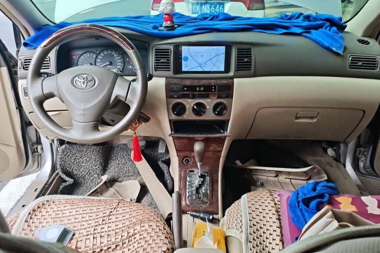 Used Toyota Corolla EX 2010 1.6L Automatic Classic Edition Center Console
