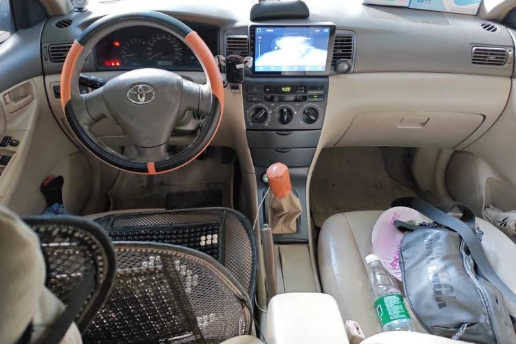 Used Toyota Corolla EX 2010 1.6L Manual Classic Edition Center Console