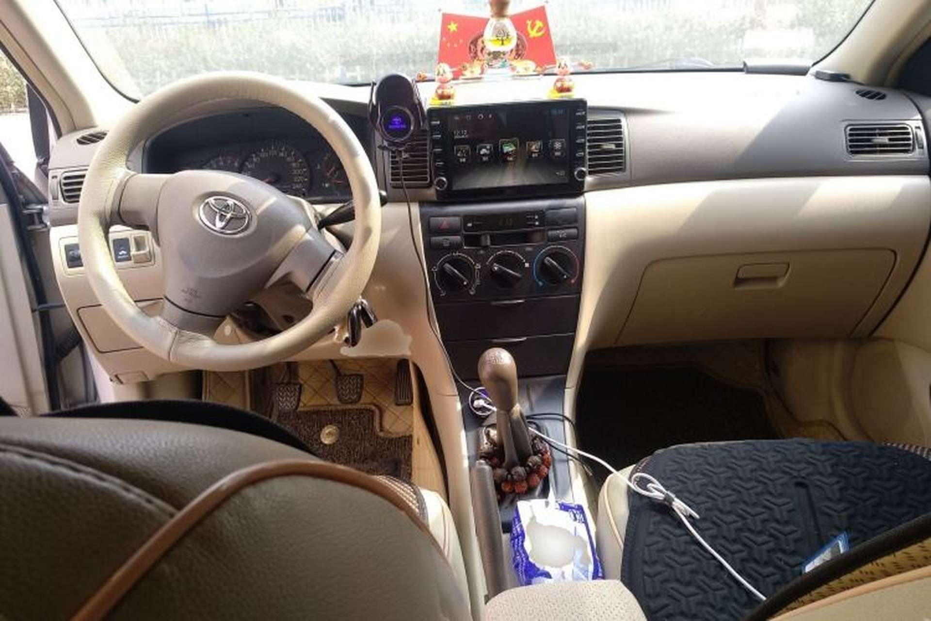 Used Toyota Corolla EX 2010 1.6L Manual Classic Edition Center Console