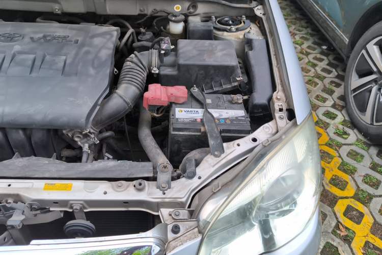Used Toyota Corolla EX 2010 1.6L Automatic Luxury Edition Engine Bay Left