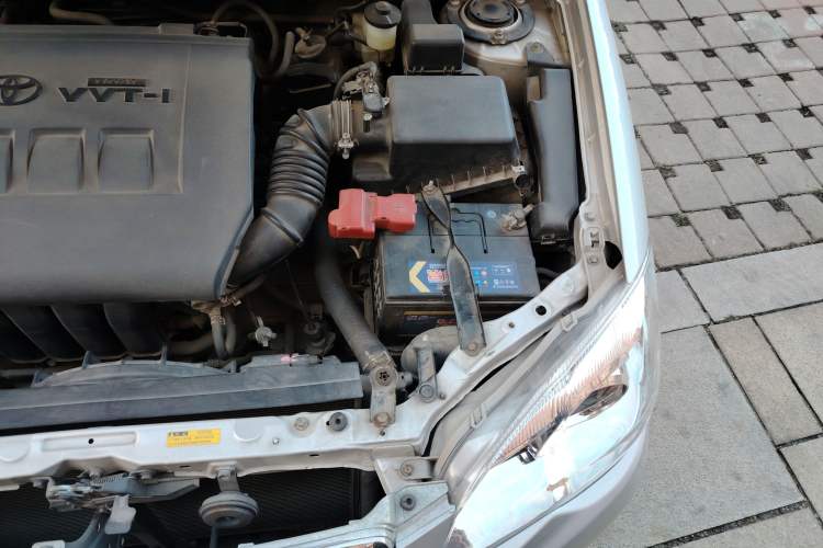 Used Toyota Corolla EX 2010 1.6L Automatic Luxury Edition Engine Bay Left