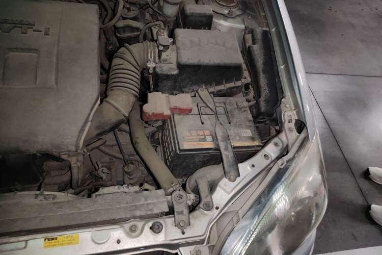 Used Toyota Corolla EX 2010 1.6L Automatic Luxury Edition Engine Bay Left