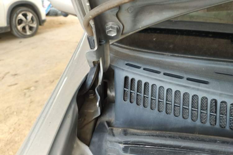 Used Toyota Corolla EX 2010 1.6L Automatic Classic Edition Engine Bay Right