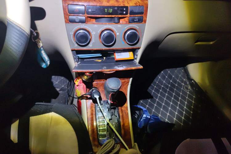 Used Toyota Corolla EX 2010 1.6L Automatic Classic Edition Gear Lever
