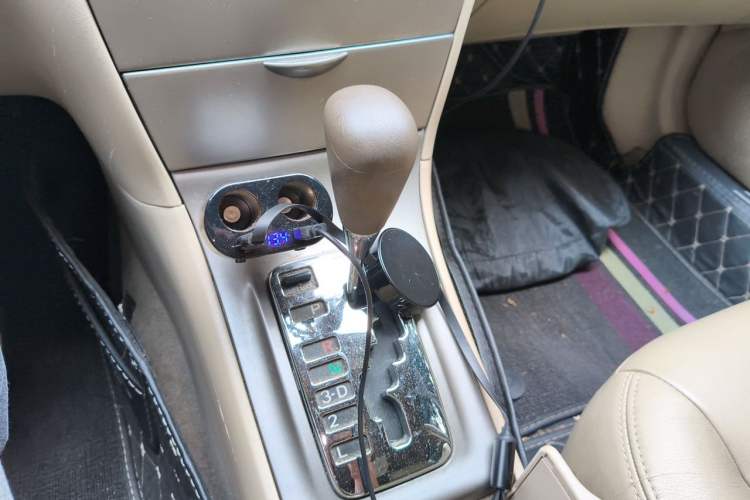 Used Toyota Corolla EX 2010 1.6L Automatic Luxury Edition Gear Lever