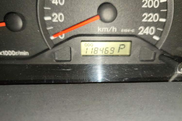 Used Toyota Corolla EX 2010 1.6L Automatic Luxury Edition Odometer Close Up