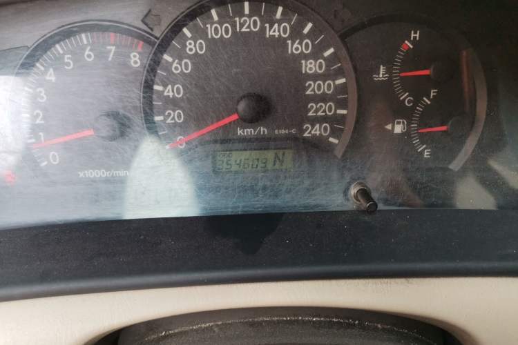 Used Toyota Corolla EX 2010 1.6L Automatic Luxury Edition Odometer Close Up