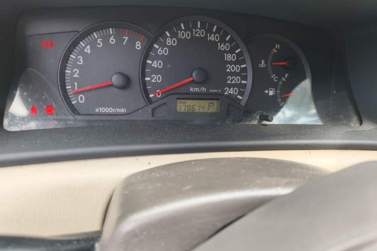 Used Toyota Corolla EX 2010 1.6L Automatic Luxury Edition Odometer Close Up