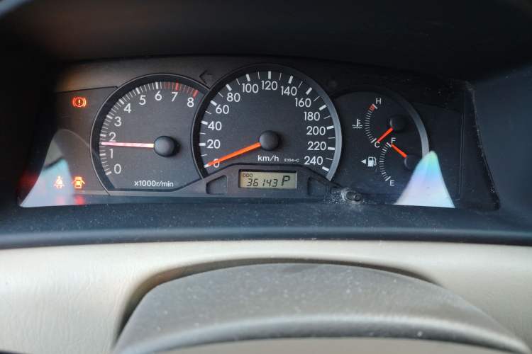 Used Toyota Corolla EX 2010 1.6L Automatic Luxury Edition Odometer Close Up