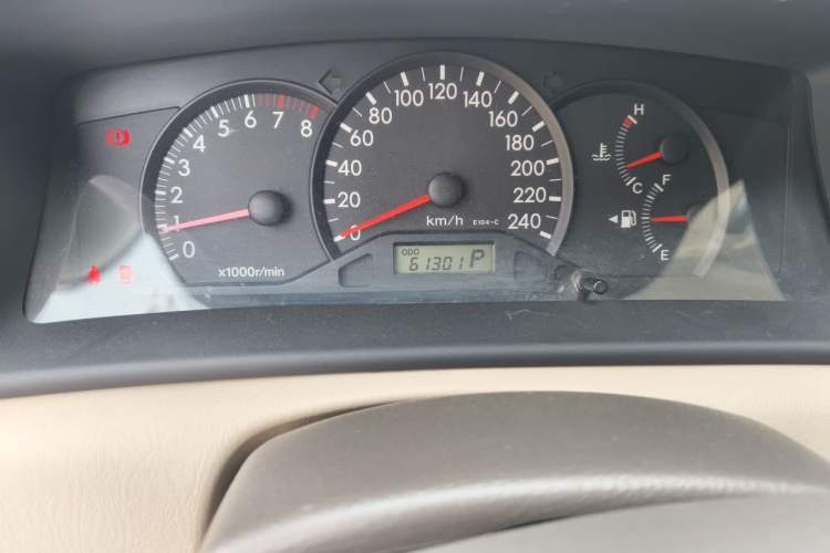Used Toyota Corolla EX 2010 1.6L Automatic Luxury Edition Odometer Close Up