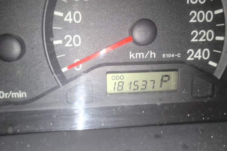 Used Toyota Corolla EX 2010 1.6L Automatic Luxury Edition Odometer Close Up