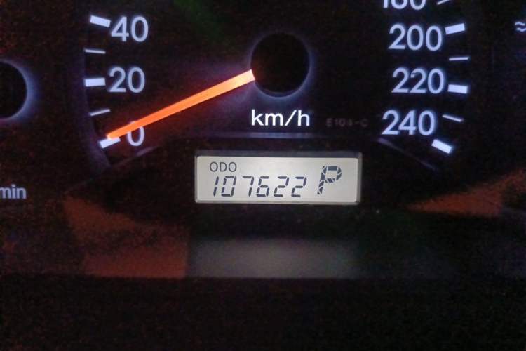 Used Toyota Corolla EX 2010 1.6L Automatic Luxury Edition Odometer Close Up