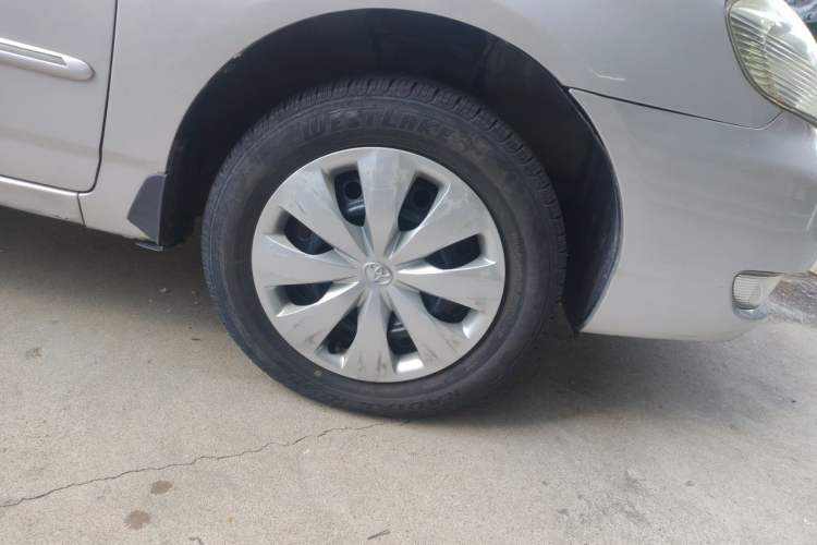 Used Toyota Corolla EX 2010 1.6L Manual Classic Edition Right Front Wheel Hub