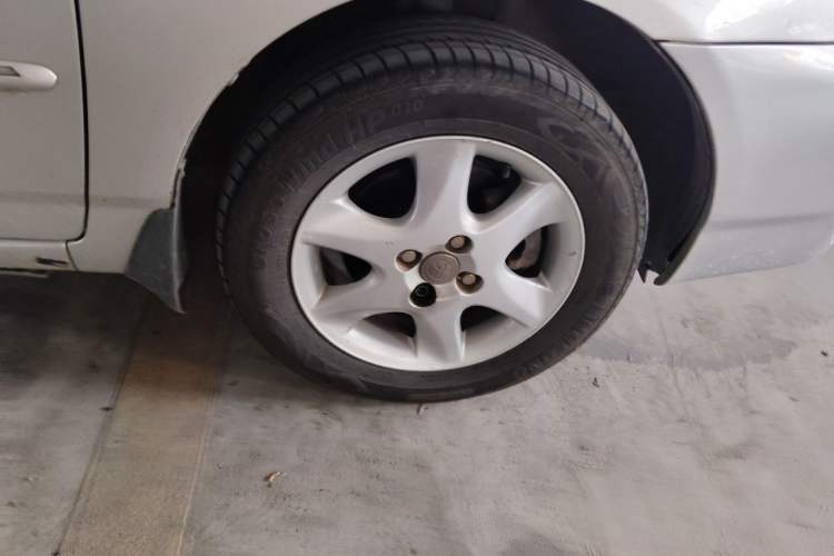 Used Toyota Corolla EX 2010 1.6L Manual Classic Edition Right Front Wheel Hub