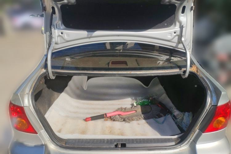 Used Toyota Corolla EX 2010 1.6L Manual Classic Edition Trunk