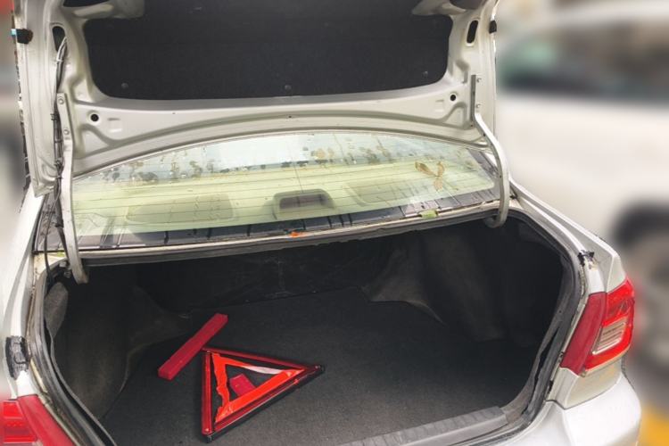 Used Toyota Corolla EX 2010 1.6L Automatic Classic Edition Trunk