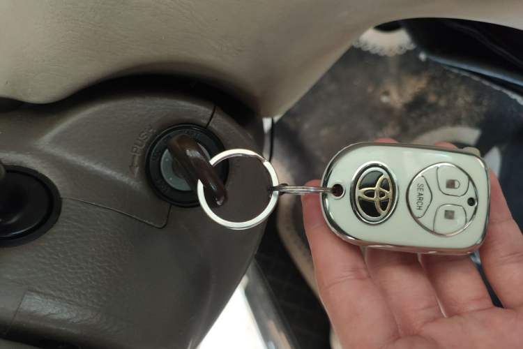 Used Toyota Corolla EX 2010 1.6L Automatic Classic Edition Vehicle Key