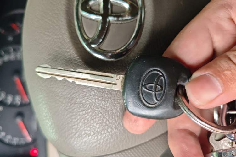 Used Toyota Corolla EX 2010 1.6L Automatic Classic Edition Vehicle Key