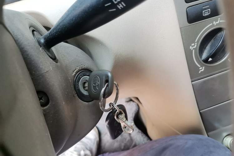 Used Toyota Corolla EX 2010 1.6L Automatic Luxury Edition Vehicle Key