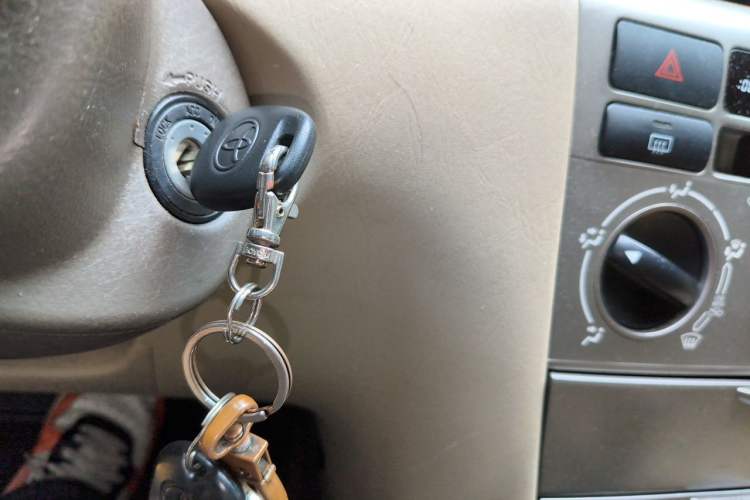 Used Toyota Corolla EX 2010 1.6L Automatic Luxury Edition Vehicle Key