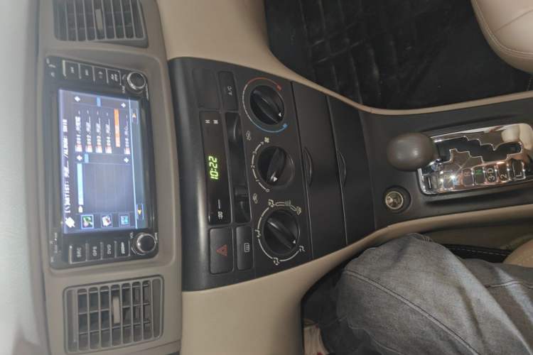 Used Toyota Corolla EX 2010 1.6L Automatic Classic Edition Audio And AC Panel