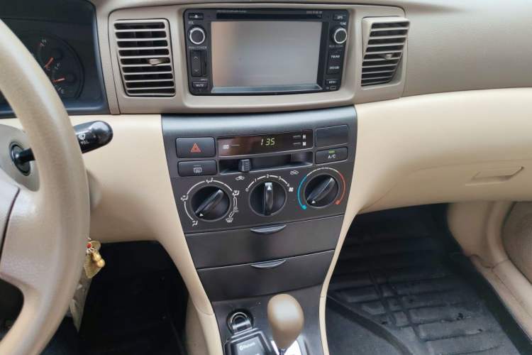 Used Toyota Corolla EX 2010 1.6L Automatic Classic Edition Audio And AC Panel