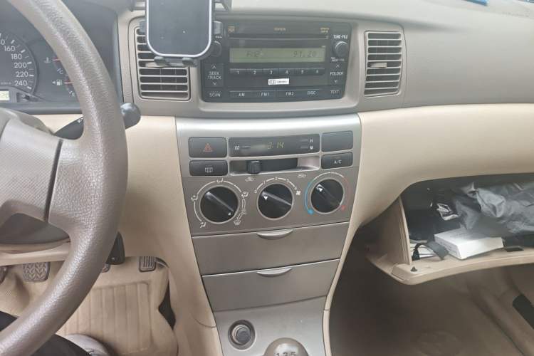 Used Toyota Corolla EX 2010 1.6L Manual Luxury Edition Audio And AC Panel
