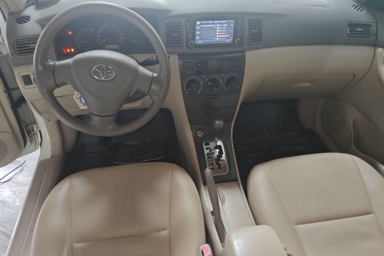 Used Toyota Corolla EX 2010 1.6L Automatic Classic Edition Center Console