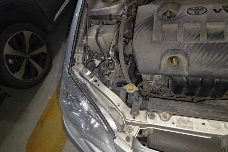 Used Toyota Corolla EX 2010 1.6L Automatic Luxury Edition Engine Bay Right
