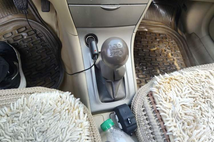 Used Toyota Corolla EX 2010 1.6L Manual Luxury Edition Gear Lever