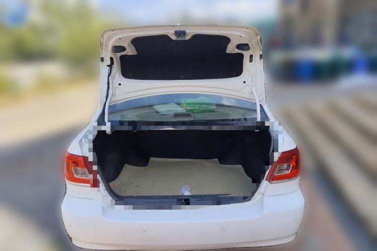 Used Toyota Corolla EX 2010 1.6L Manual Luxury Edition Trunk