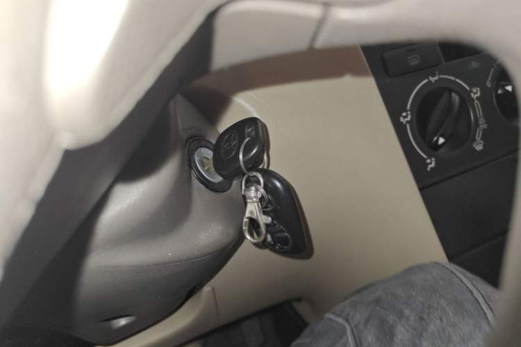 Used Toyota Corolla EX 2010 1.6L Automatic Classic Edition Vehicle Key