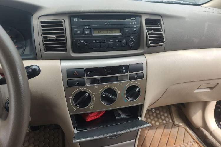 Used Toyota Corolla EX 2011 1.6L Manual Special Offer Version Audio And AC Panel